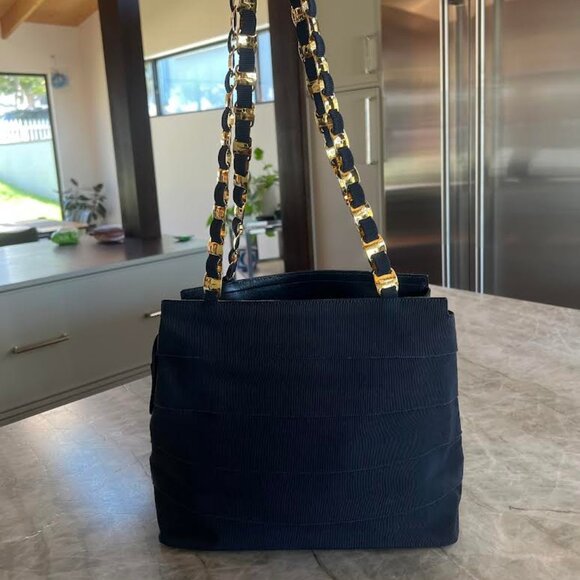 Ferragamo *LOW START* Navy Blue Grosgrain Vara Bag - Picture 2 of 12